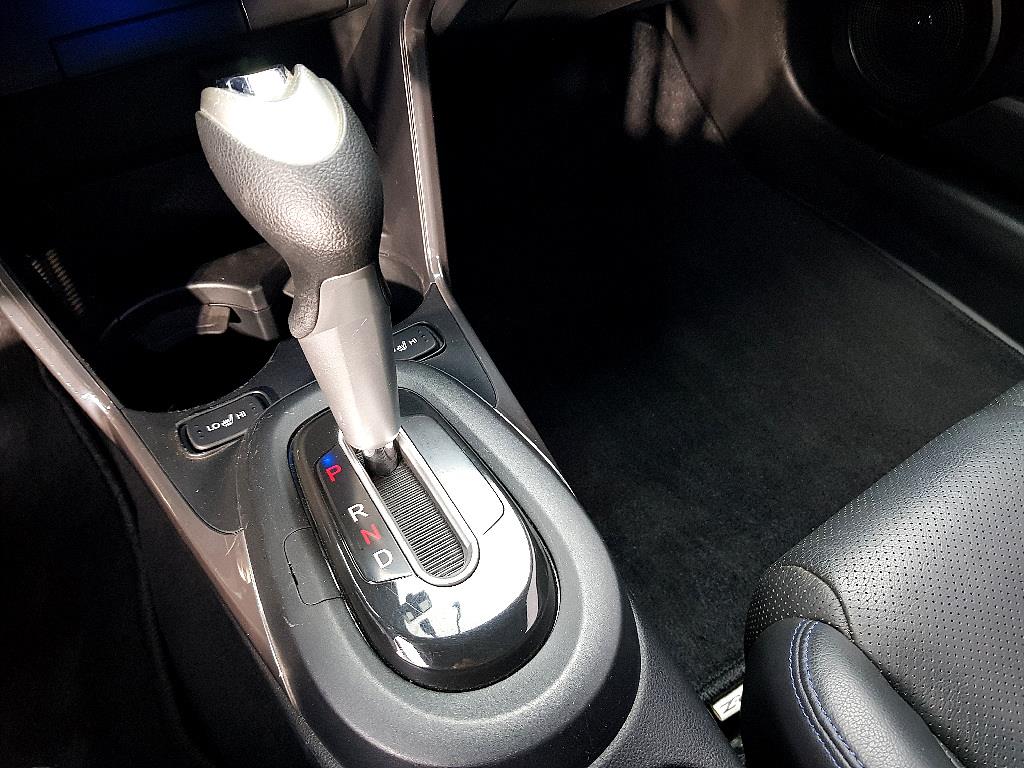 Honda CR-Z 2012 Blanco - Importación desde Corea - HF Imports Iquique - Foto 13