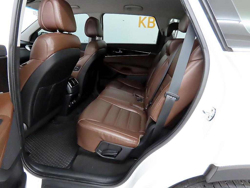KIA Sorento - Vista 6