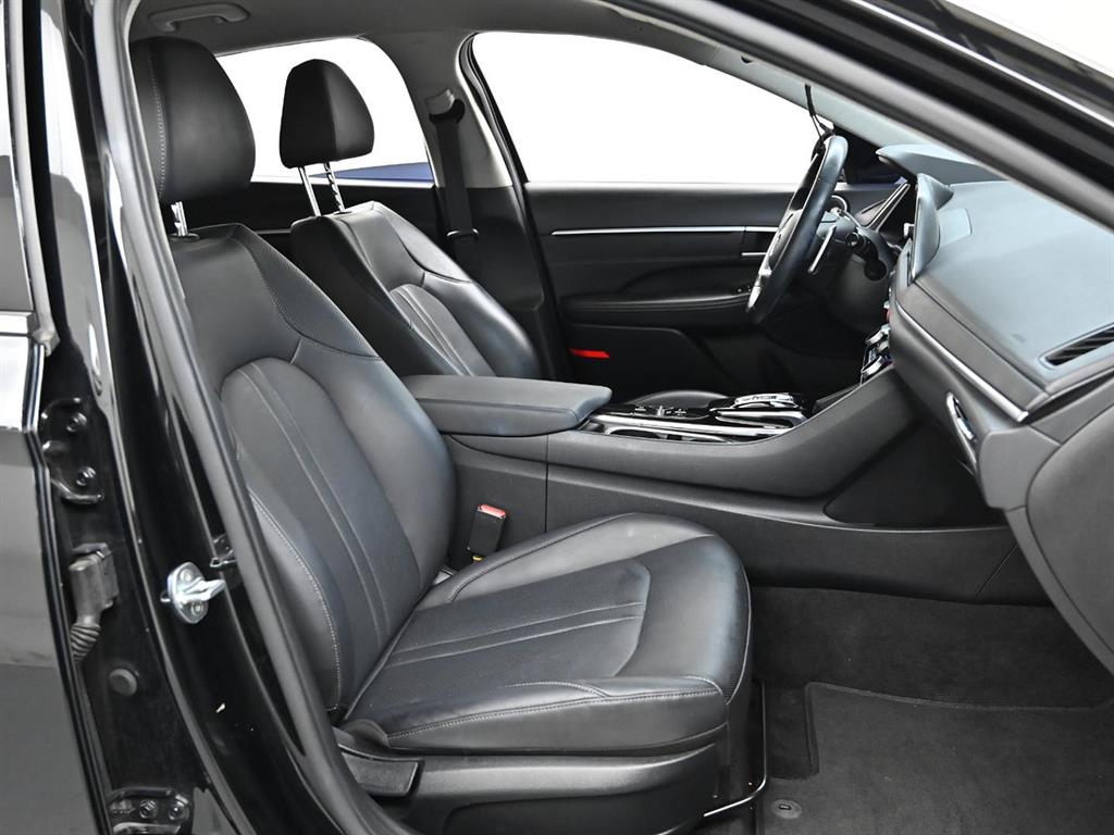 HYUNDAI Sonata - Vista 9