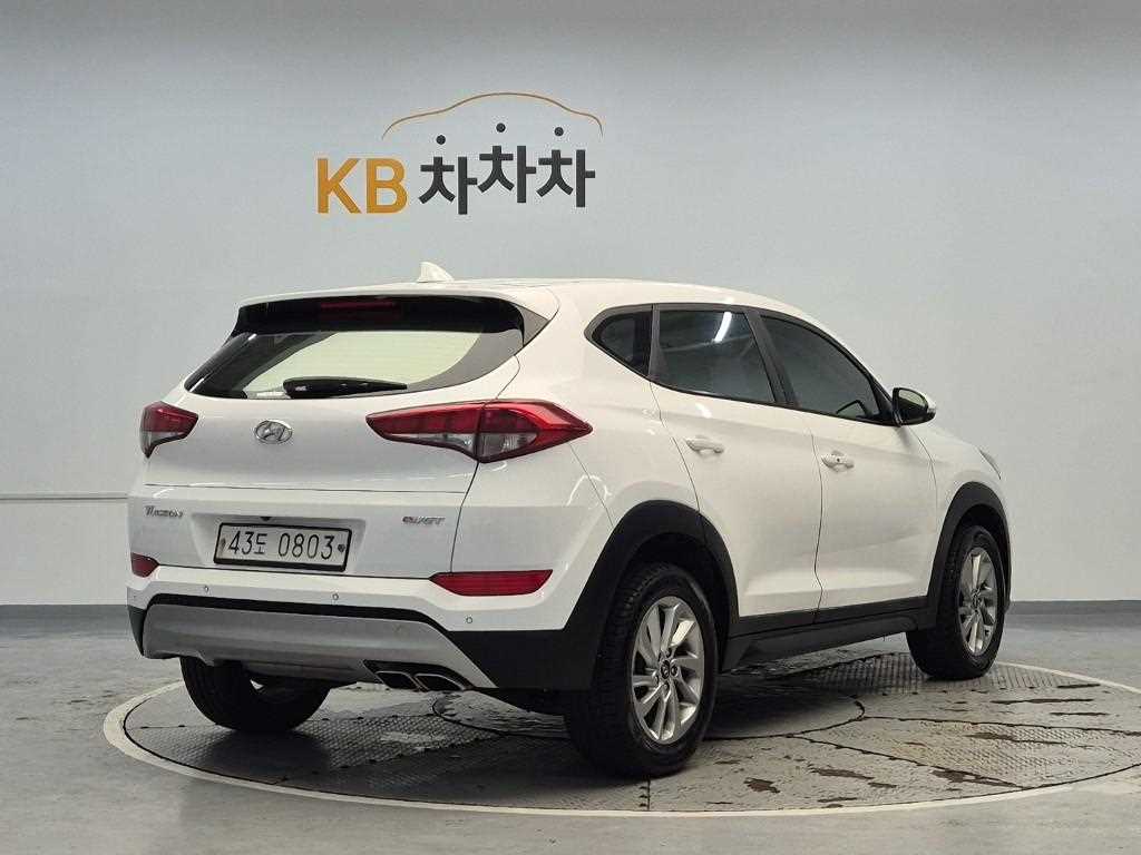 HYUNDAI Tucson - Vista 3
