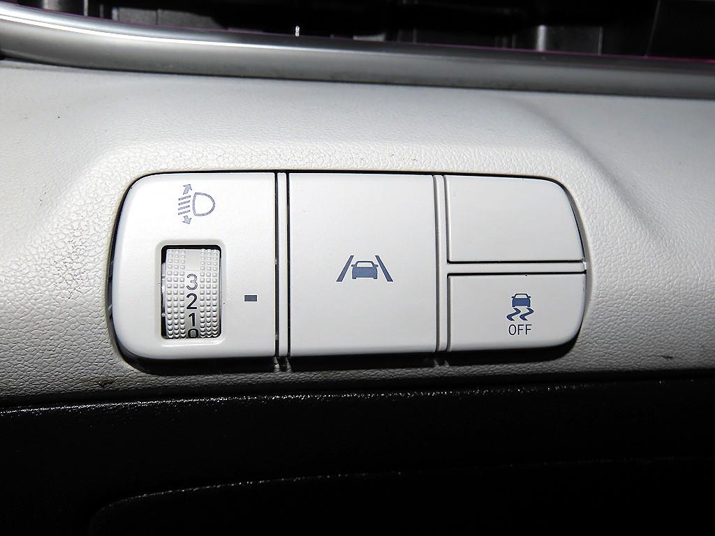 HYUNDAI Avante 2021 Blanco - Importación desde Corea - HF Imports Iquique - Foto 14