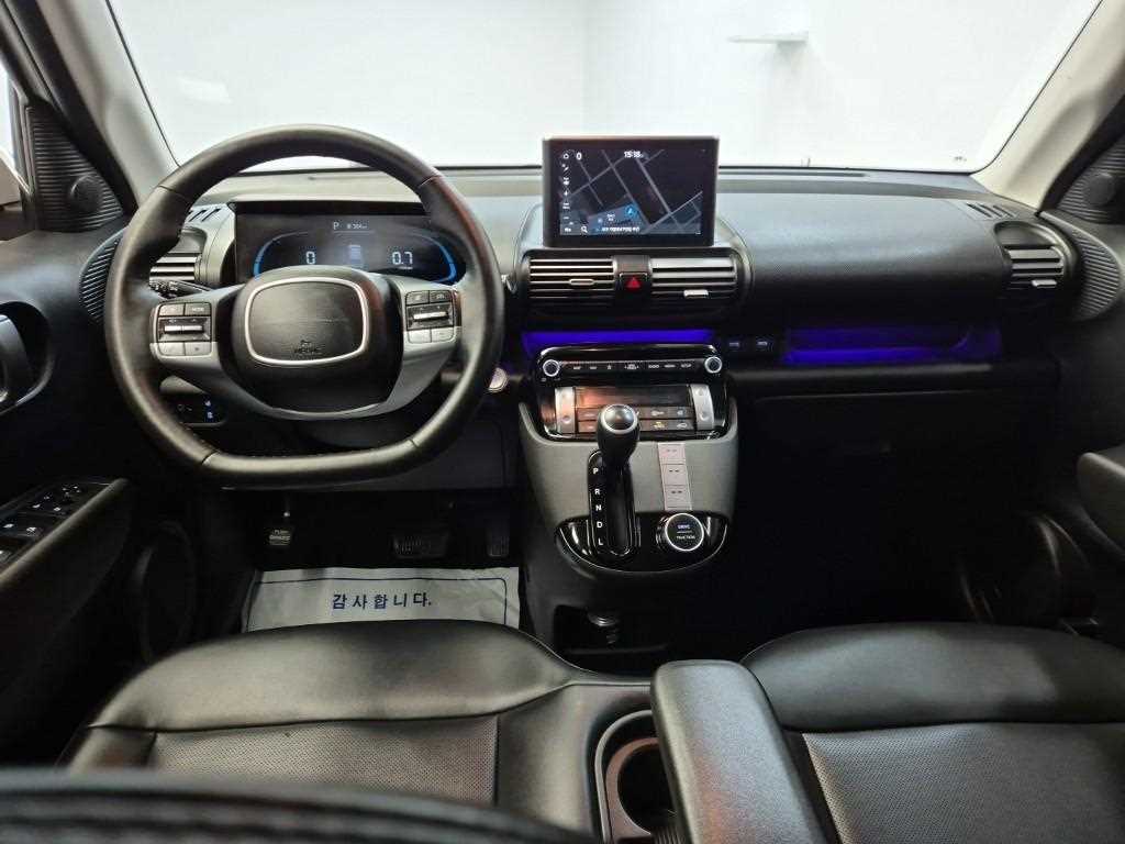 HYUNDAI Casper - Vista 7