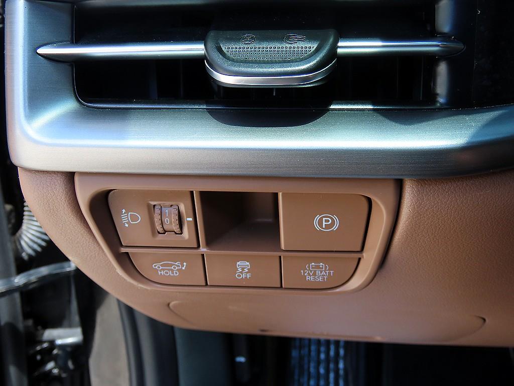 HYUNDAI Grandeur - Vista 12