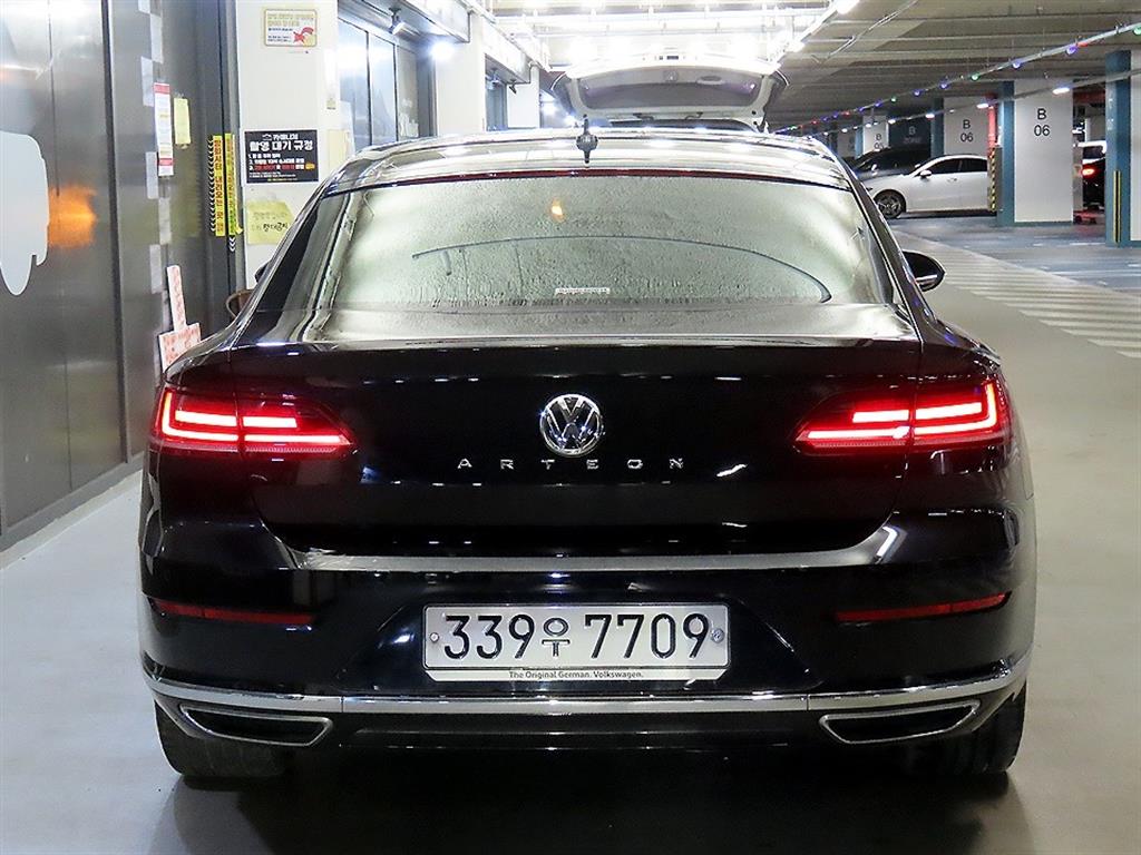 Volkswagen Arteon - Vista 5