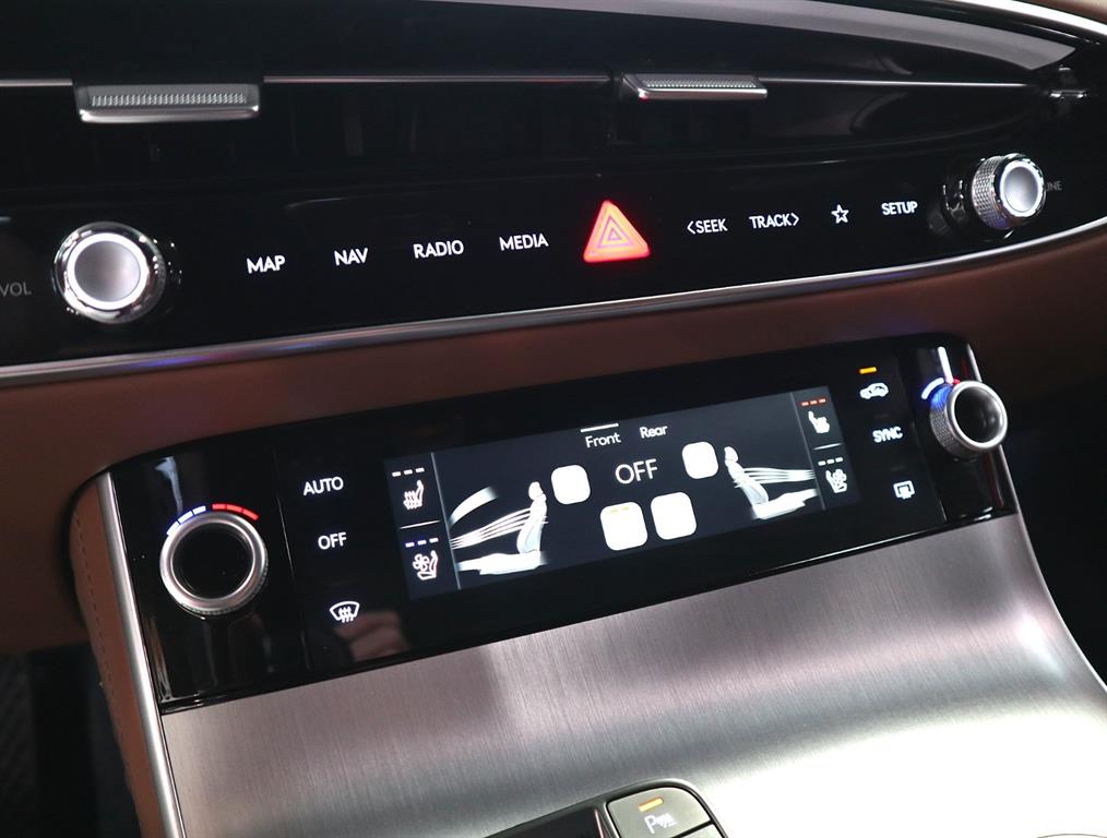 Genesis GV70 - Vista 11
