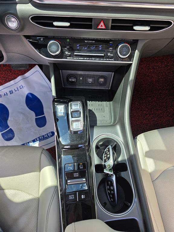 HYUNDAI Sonata - Vista 11