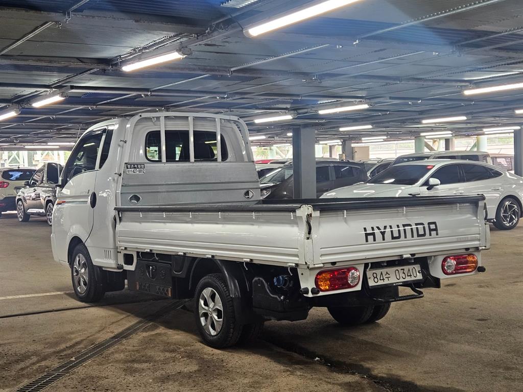 Small Truck Cargo (small) - Vista 4
