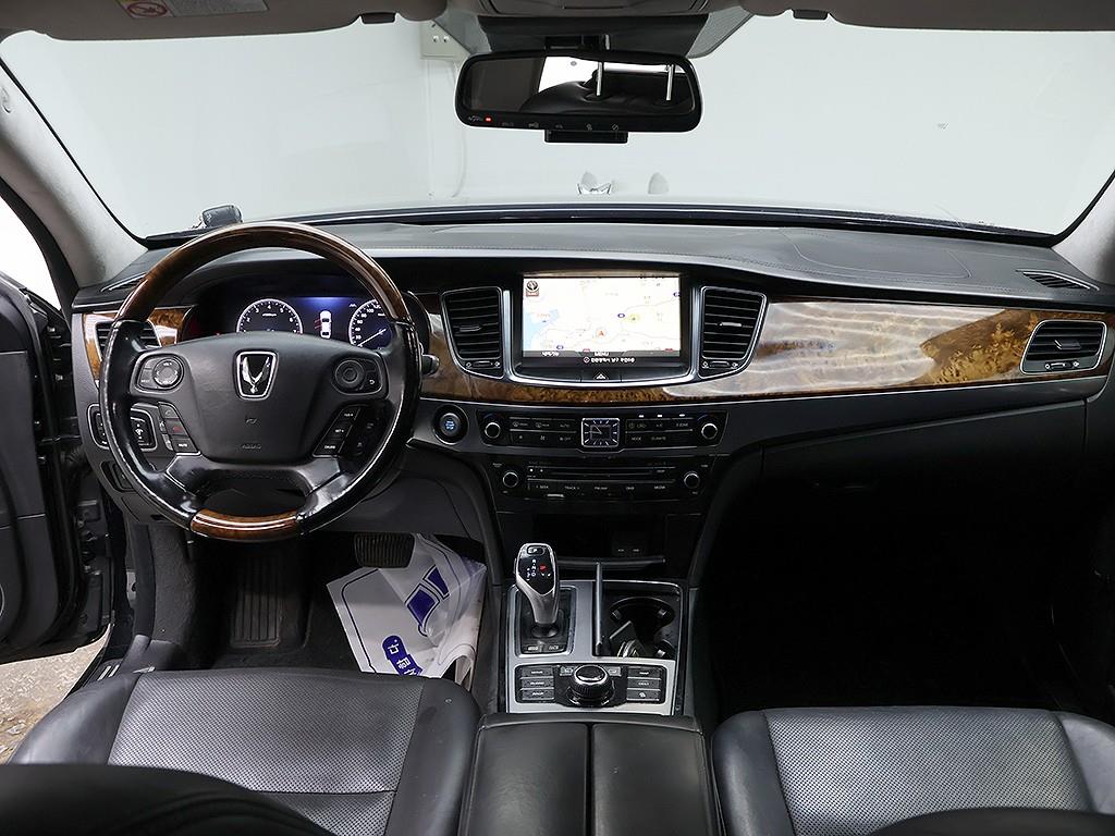 HYUNDAI Equus - Vista 9