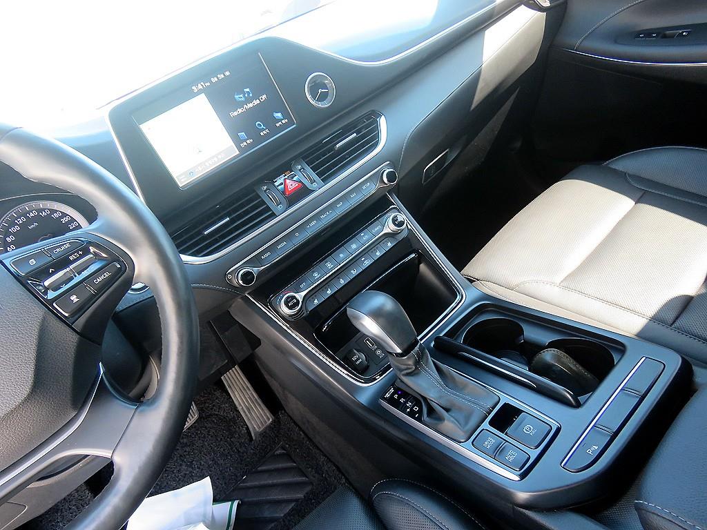 HYUNDAI Grandeur - Vista 11