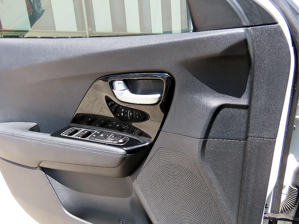 KIA Niro - Vista 11