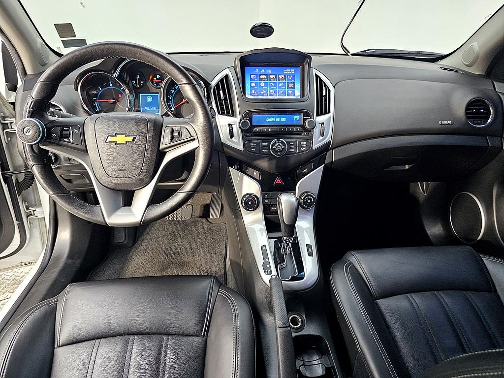 Chevrolet Cruise - Vista 5