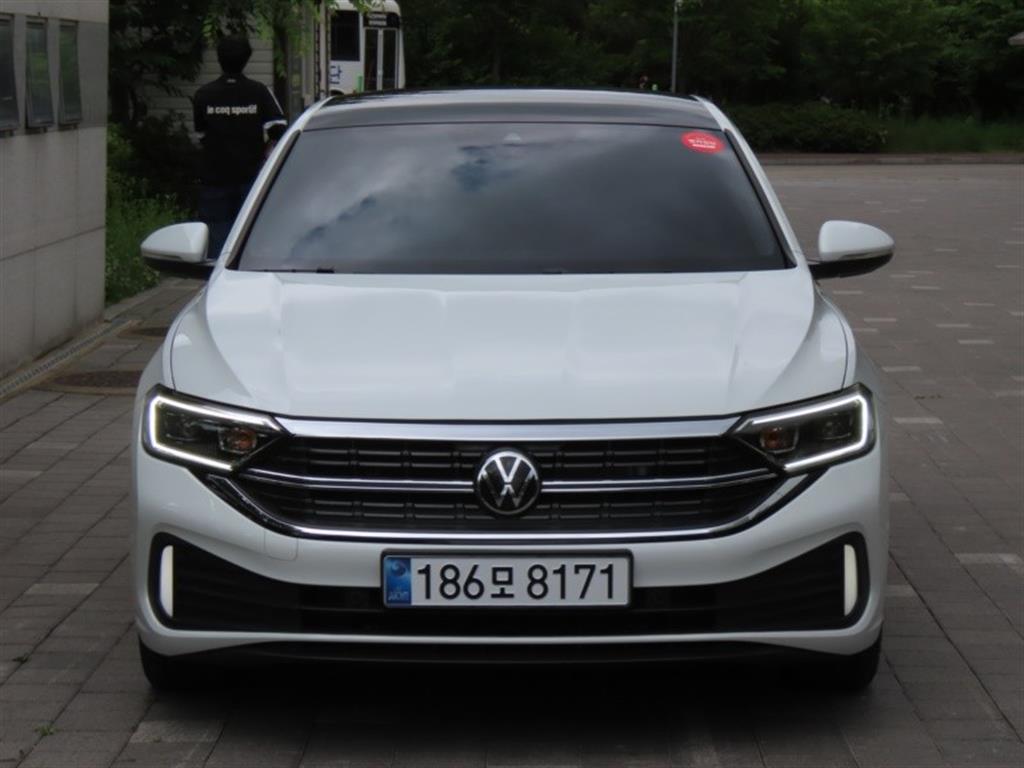 Volkswagen Jetta 2024 - Importación desde Corea - HF Imports Iquique - Foto 1