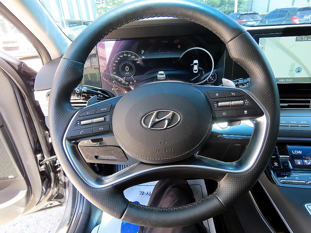 HYUNDAI Grandeur - Vista 8