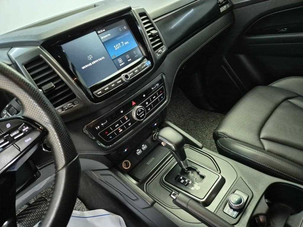 Ssangyong Rexton - Vista 10