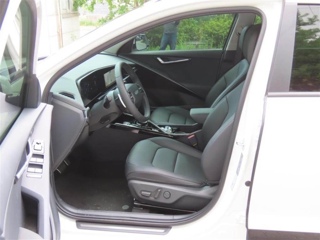 KIA Niro 2025 Blanco - Importación desde Corea - HF Imports Iquique - Foto 13