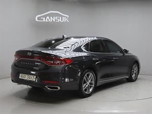 HYUNDAI Grandeur - Vista 8