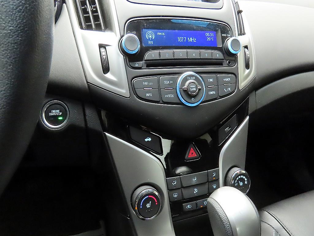 Chevrolet Cruise 2016 Blanco - Importación desde Corea - HF Imports Iquique - Foto 16