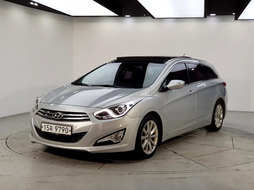 HYUNDAI i40 2012