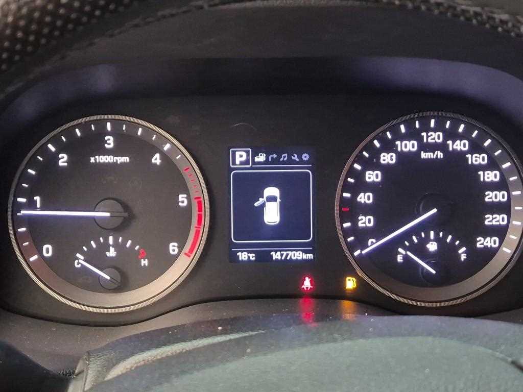 HYUNDAI Tucson - Vista 6
