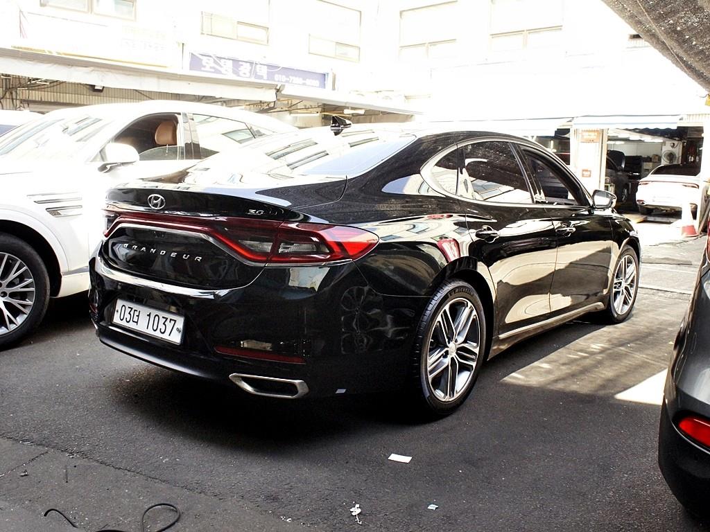 HYUNDAI Grandeur - Vista 6