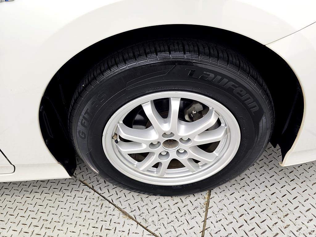 Toyota Prius 2018 Blanco - Importación desde Corea - HF Imports Iquique - Foto 20