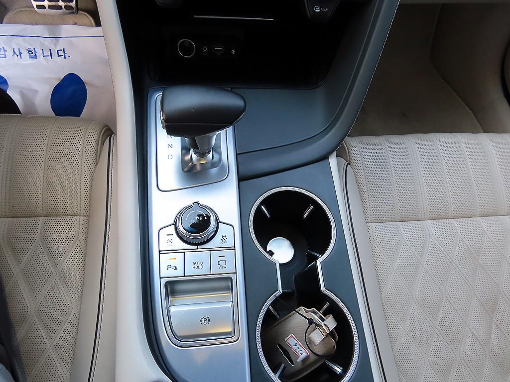 Genesis G70 - Vista 11