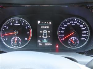 KIA K5 - Vista 10