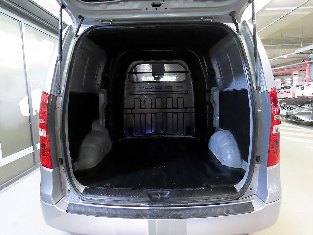 HYUNDAI Starex 2018 Plateado - Importación desde Corea - HF Imports Iquique - Foto 18