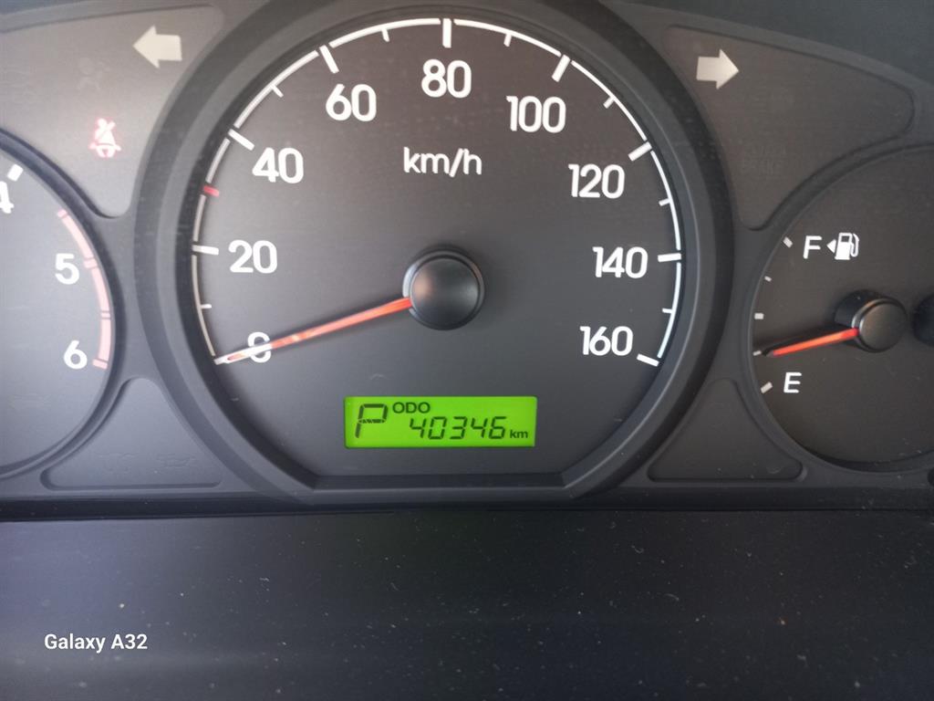HYUNDAI Starex - Vista 12