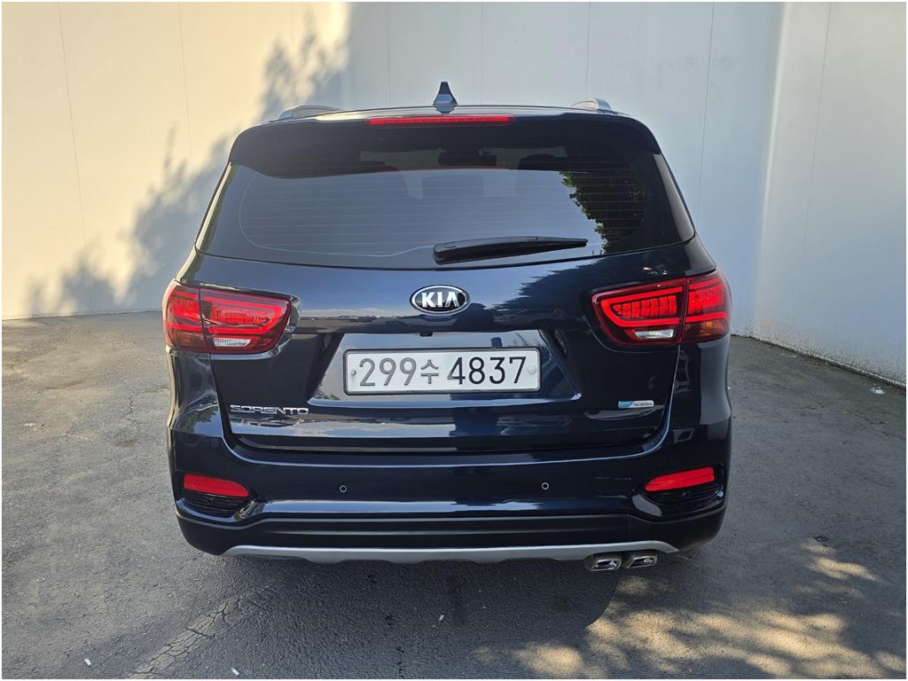 KIA Sorento - Vista 4
