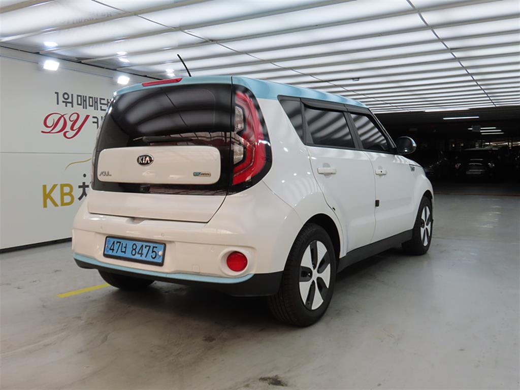 KIA Soul - Vista 4