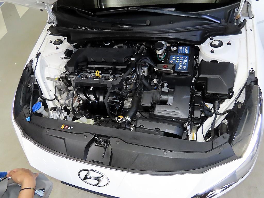 HYUNDAI Avante 2021 Blanco - Importación desde Corea - HF Imports Iquique - Foto 19