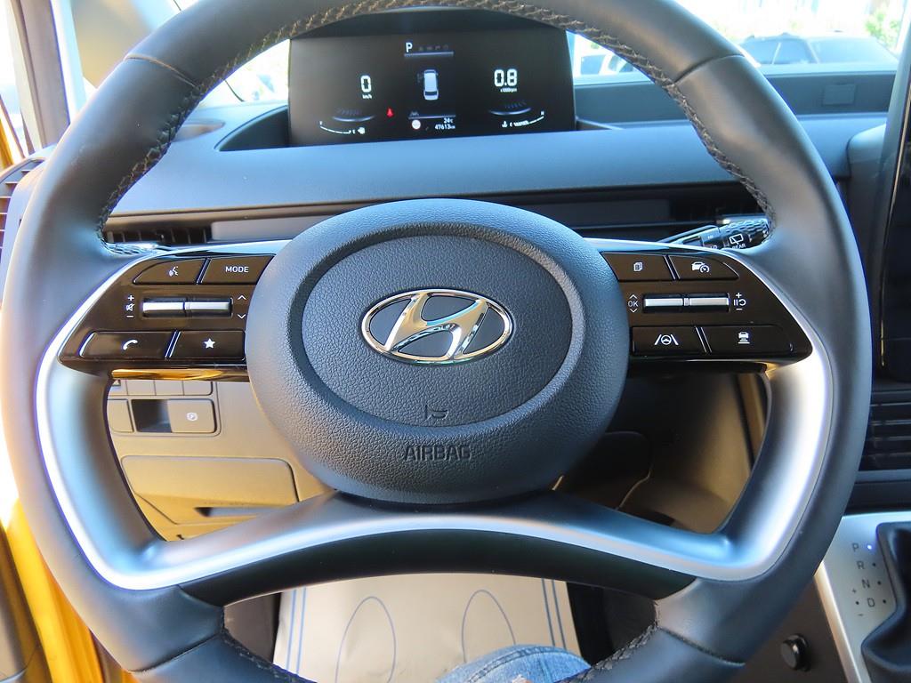 HYUNDAI Staria - Vista 10