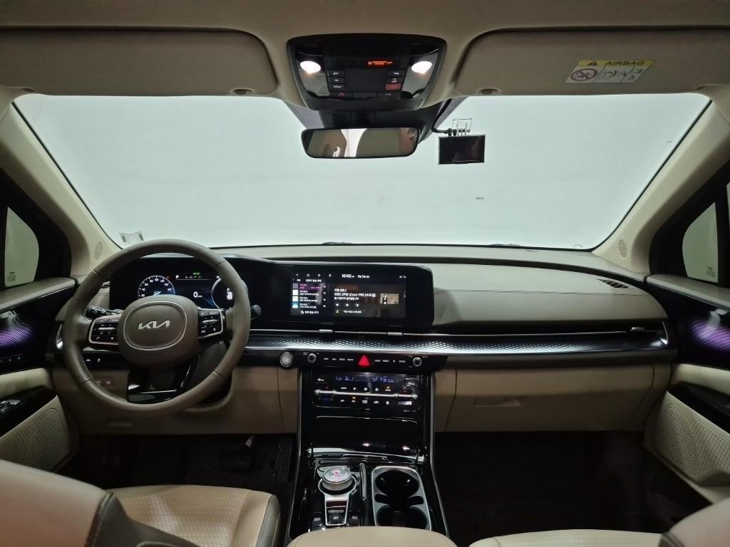 KIA Carnival - Vista 7