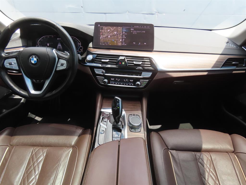 BMW 5 Series 2021 - Importación desde Corea - HF Imports Iquique - Foto 8