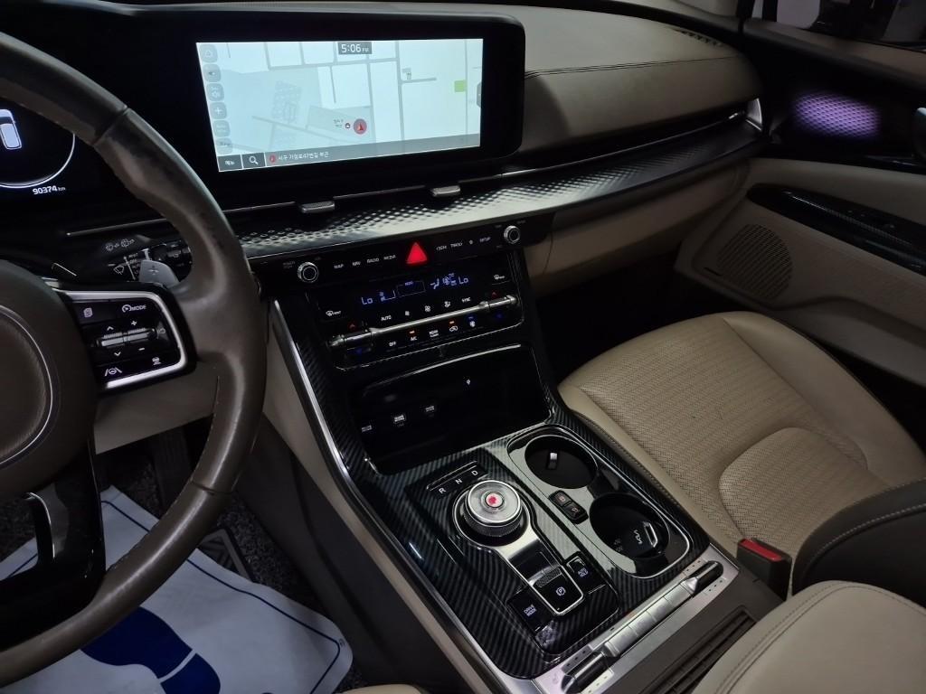 KIA Carnival - Vista 9