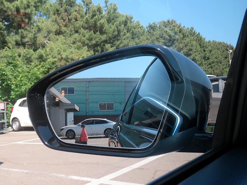 HYUNDAI Grandeur - Vista 5