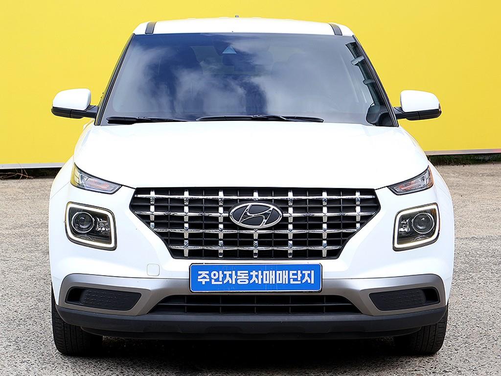 HYUNDAI Venue 2021 Blanco - Importación desde Corea - HF Imports Iquique - Foto 1