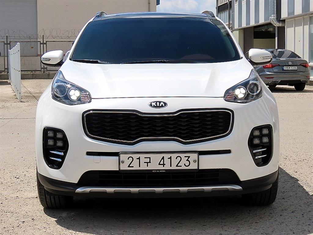 KIA Sportage 2018 Blanco - Importación desde Corea - HF Imports Iquique - Foto 1