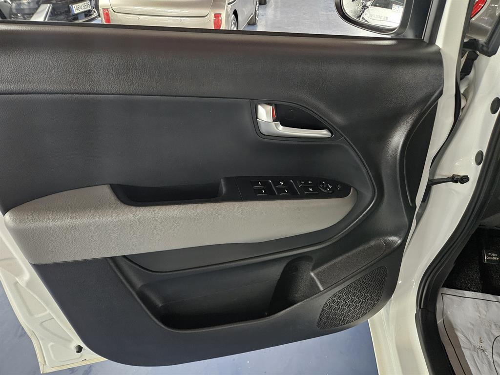 KIA Ray - Vista 10