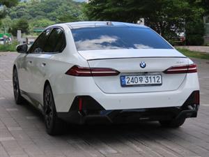 BMW 5 Series - Vista 8