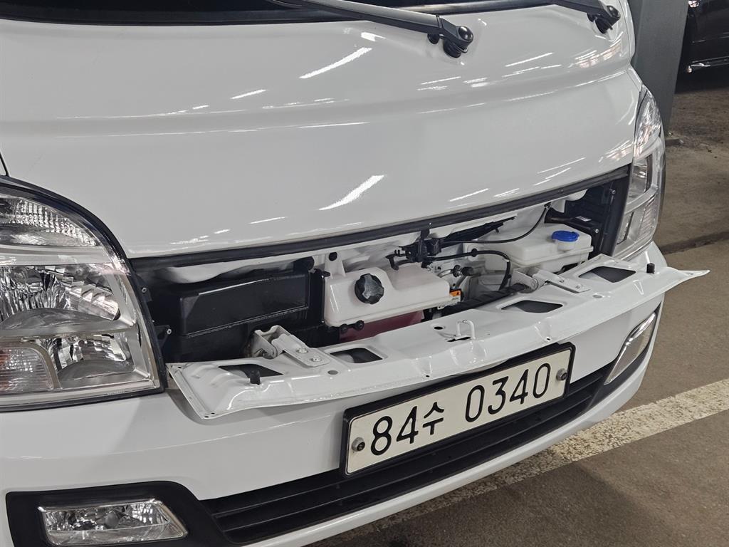 Small Truck Cargo (small) 2021 Blanco - Importación desde Corea - HF Imports Iquique - Foto 16