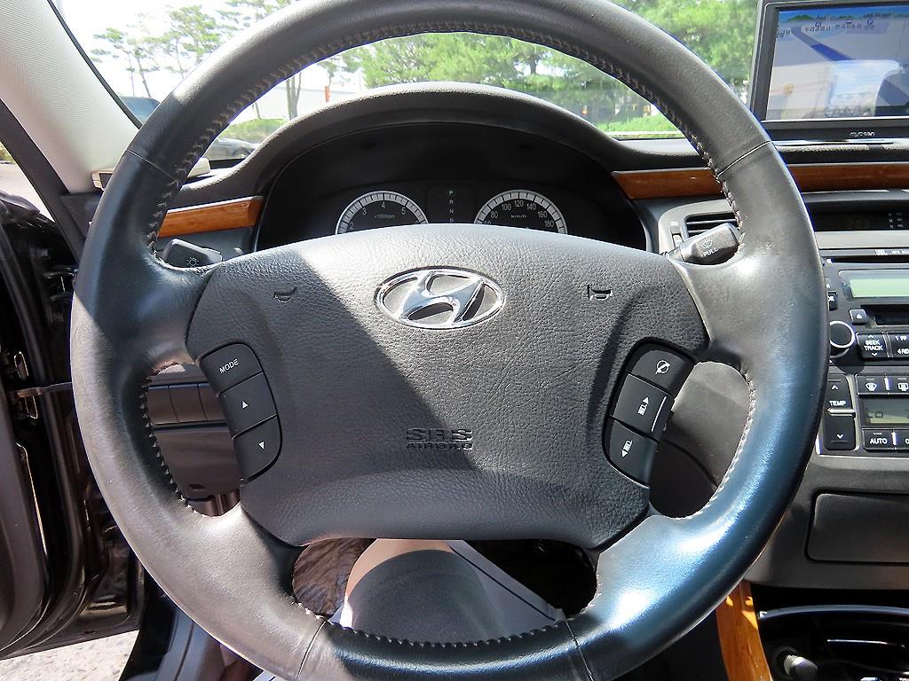HYUNDAI Grandeur - Vista 8