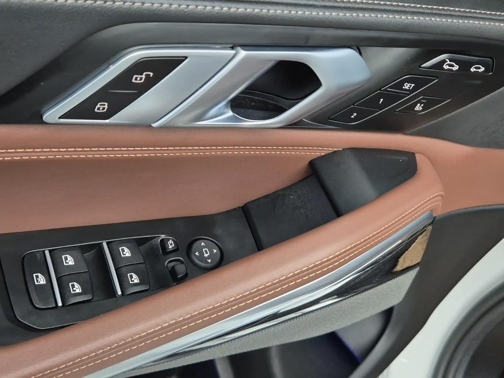 BMW X6 - Vista 8