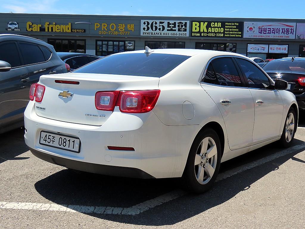 Chevrolet Malibu - Vista 3