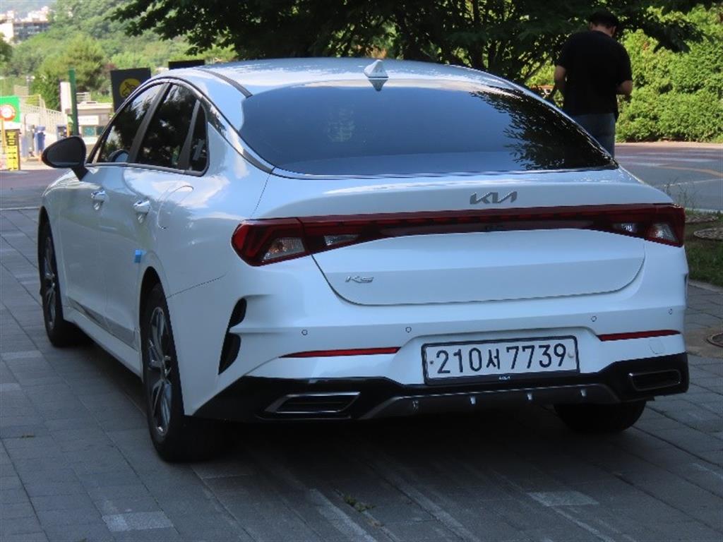 KIA K5 - Vista 7