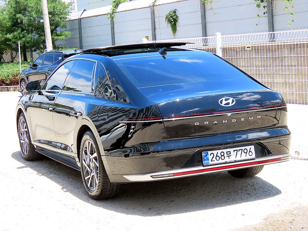 HYUNDAI Grandeur - Vista 3