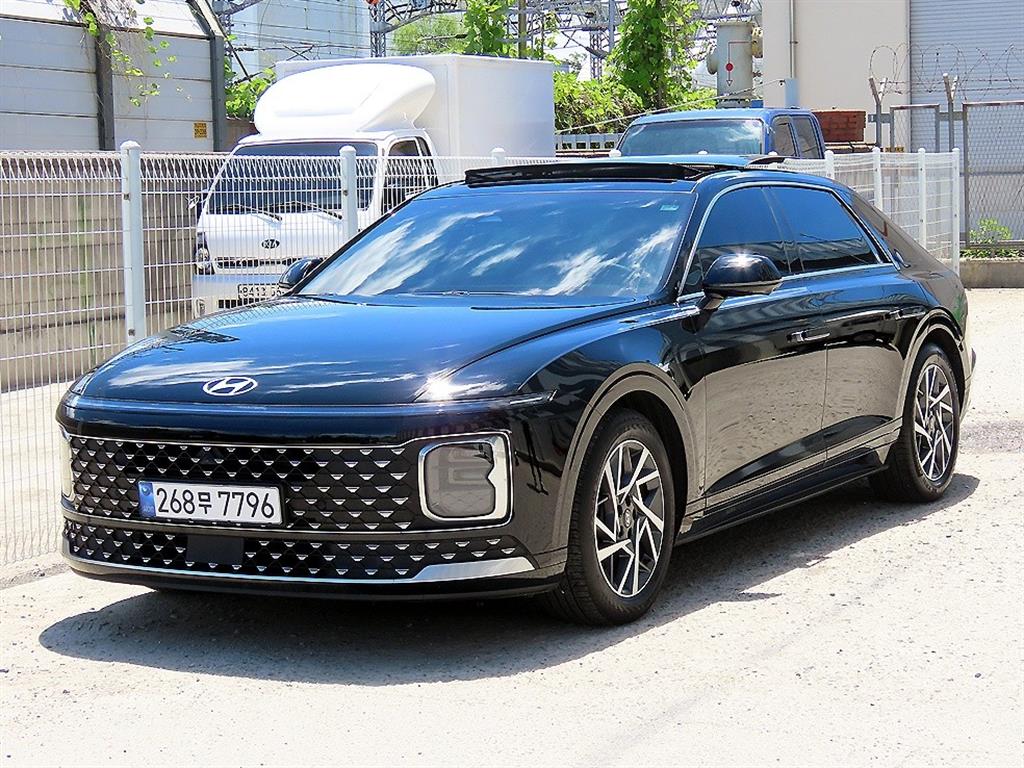 HYUNDAI Grandeur - Vista 2