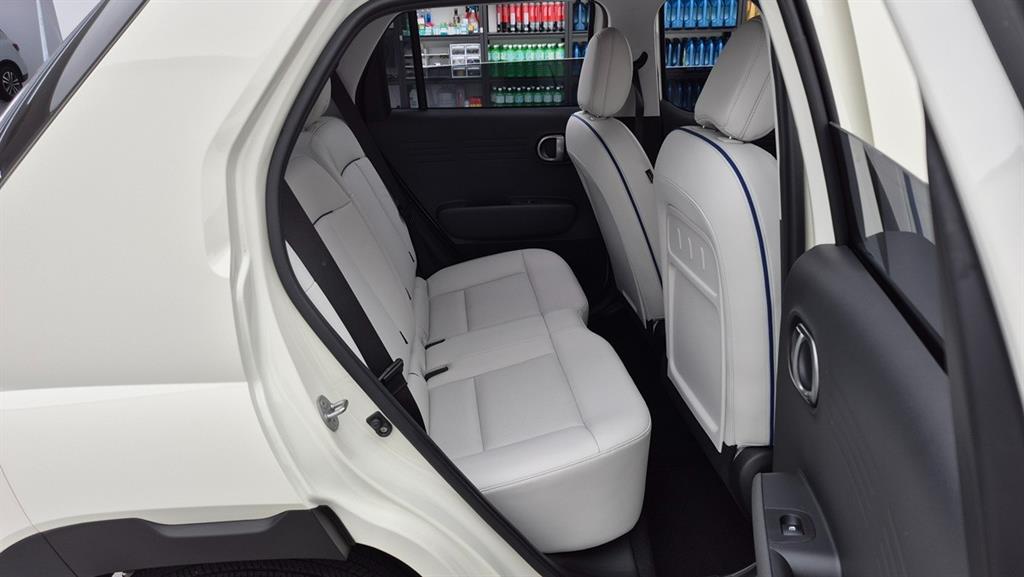 HYUNDAI Casper - Vista 7