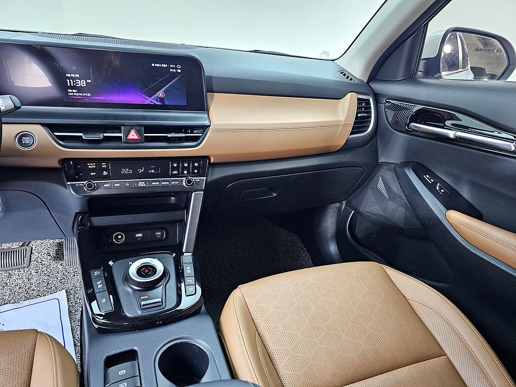KIA Seltos - Vista 10